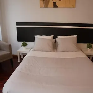 Bisengototo Homestay Lizbona
